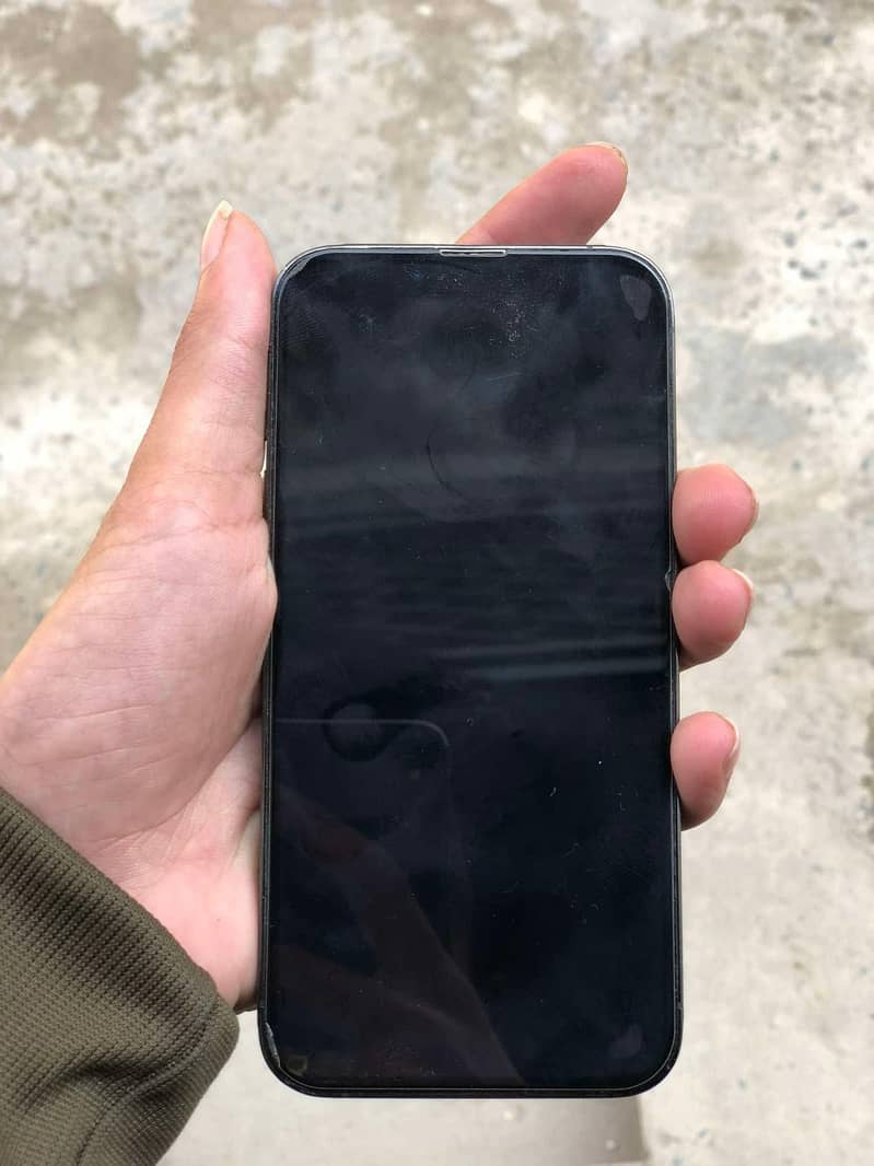 IPhone 13 Pro 4