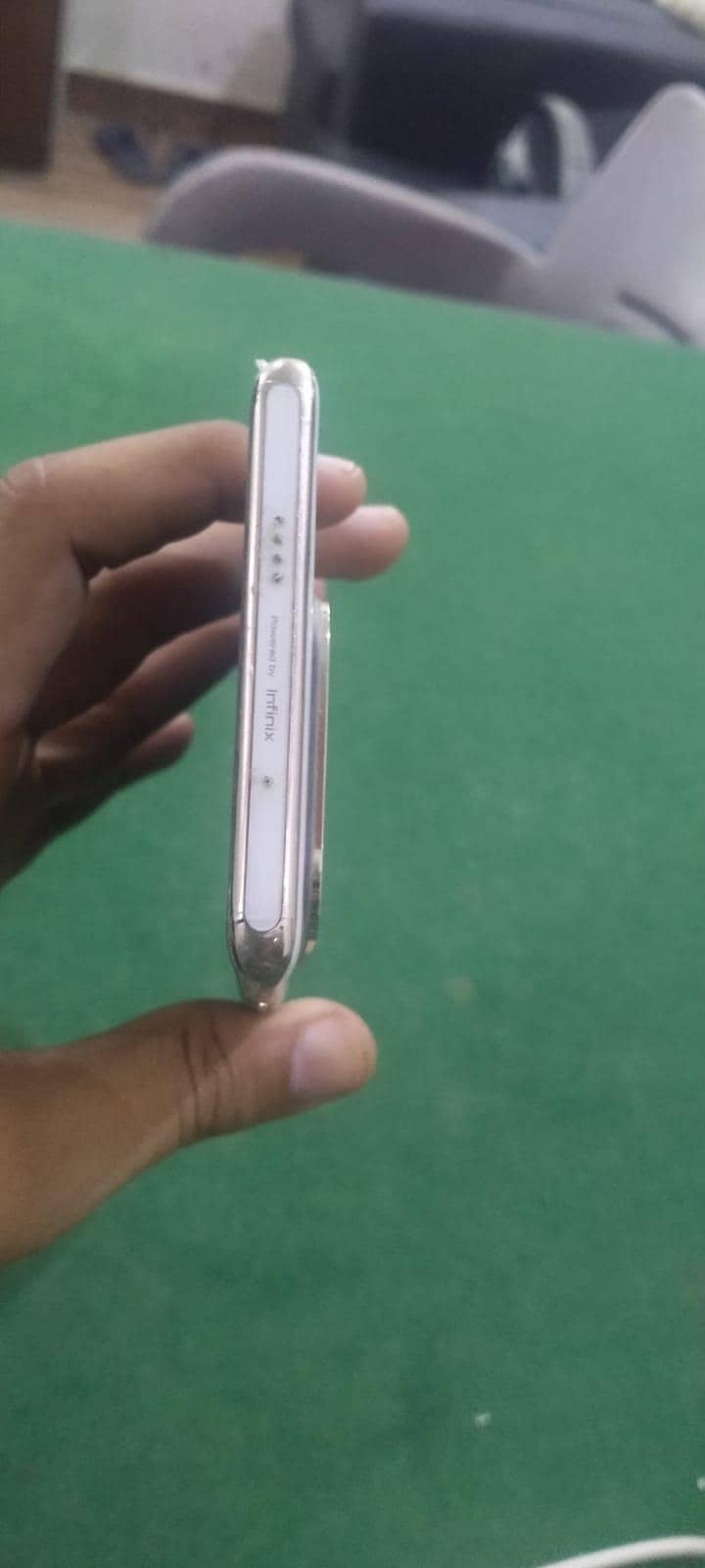 Infinix Zero30 5