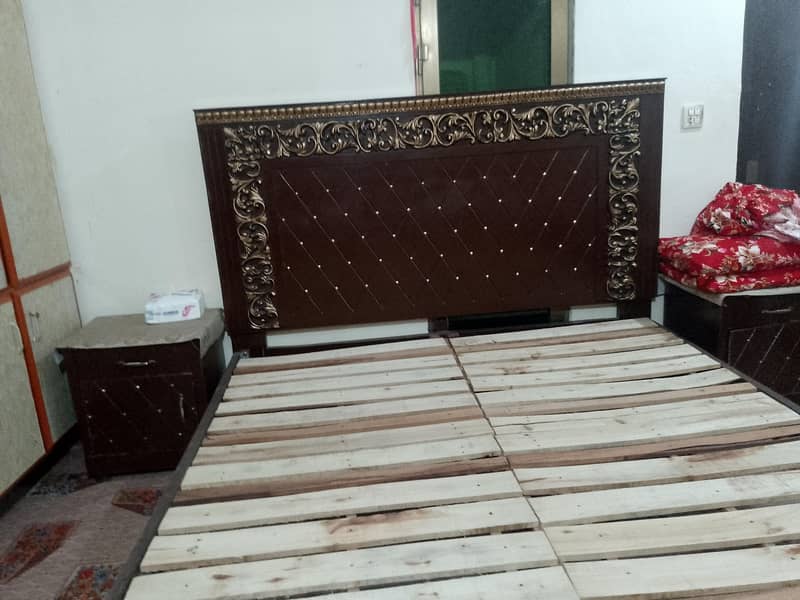 bed with  two side table and  dressing table 2