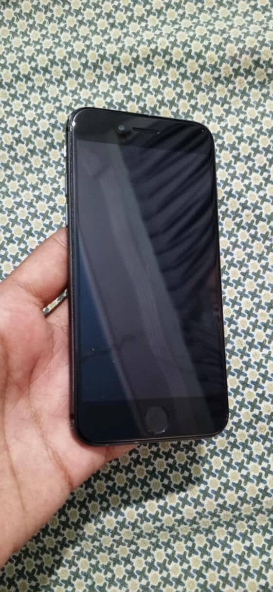 Apple iPhone 8 2