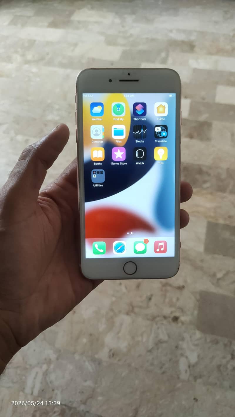 Apple iPhone 7 Plus 2
