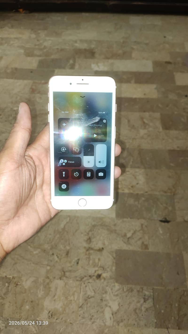 Apple iPhone 7 Plus 4