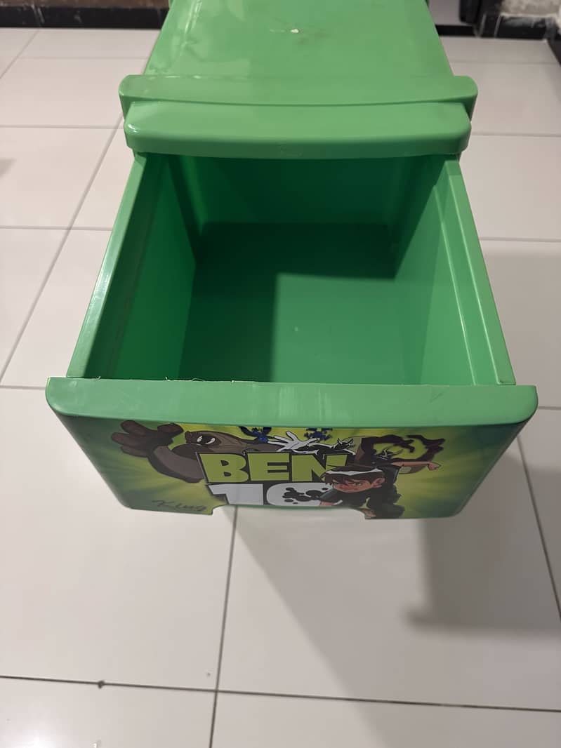 Storage box 2