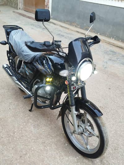 Suzuki GS SE 2019#0/3/1/7/0/0/2/4/6/2/9