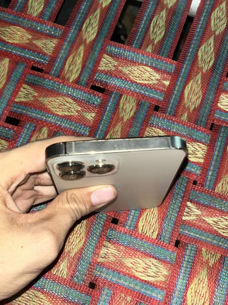 Iphone 13 pro max 4