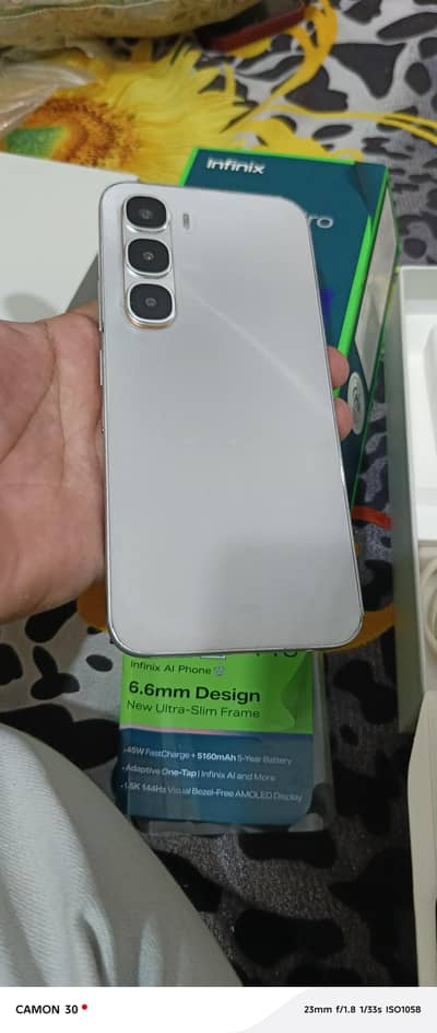 infinix hot 60 pro 8+8/128 complete saman with warnty
