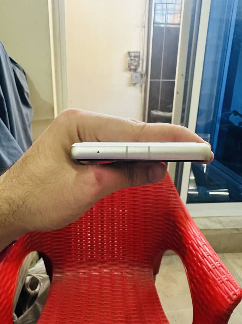 Google Pixel 7a 4