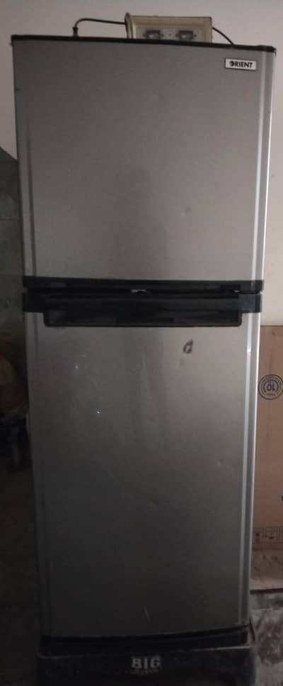 Orient OR-6057 Fridge – Used – Thermostat Needs Repair – Cooling