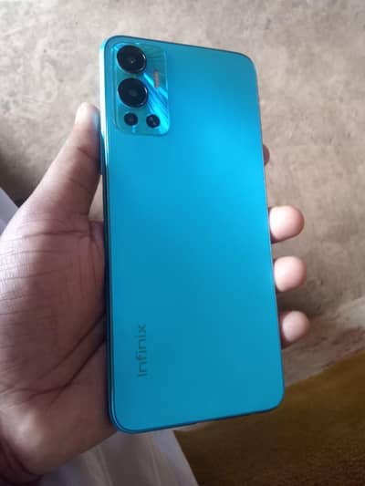 Infinix Hot 12