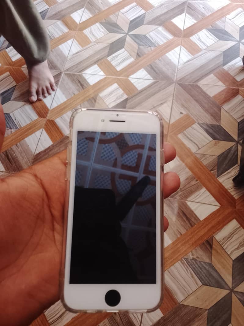 iPhone 7 1