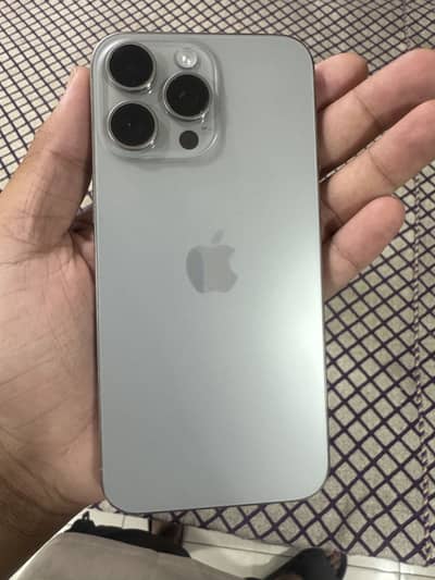 15pro max 256gb 100 health 99 cycles count 10 by 10 condition