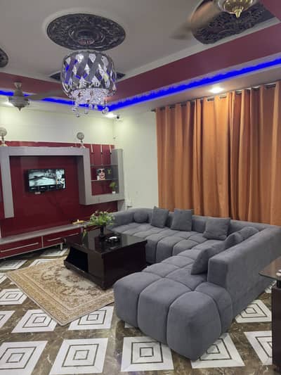 Mothy form sofa