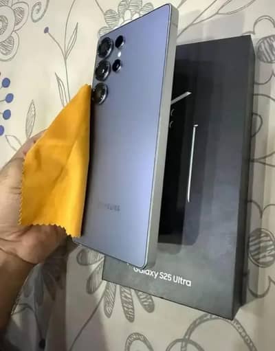 Samsung Mobile S25 Ultra