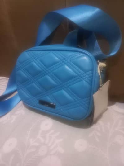 hand bag