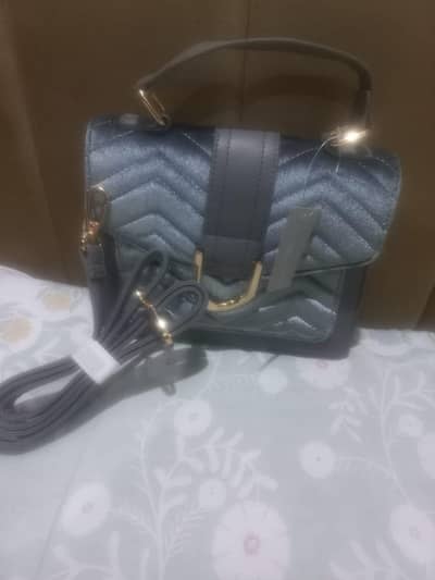 hand bag