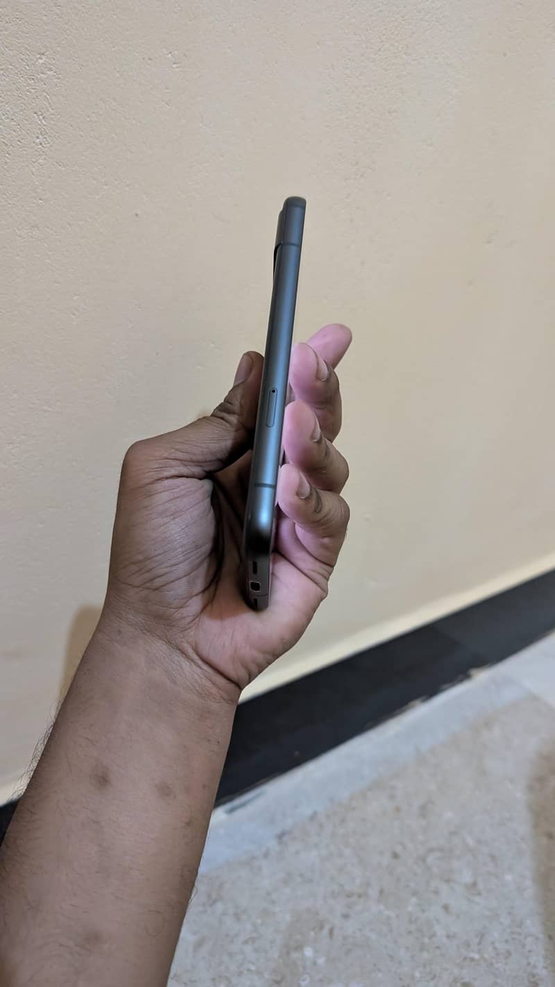Google Pixel 8a 3