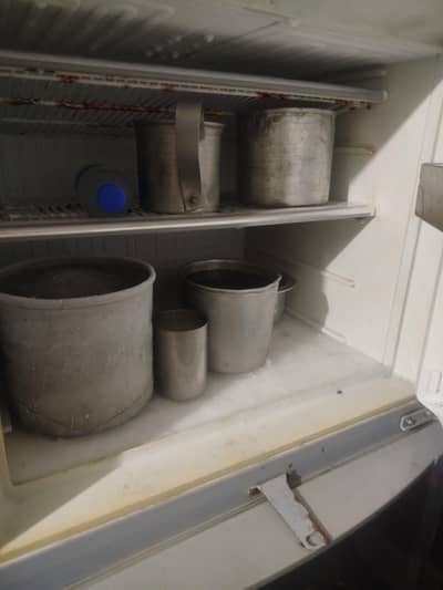 dawlance fridge
