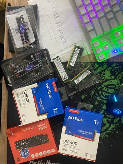 NVME SSD AND RAMS IN NEW CONDITION 1tb 2tb 4tb and ram 16gb and 32gb