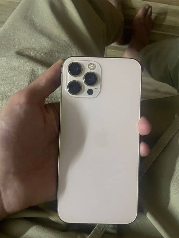 iphone 12 pro max 2