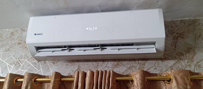 gree 1.5 ton non inverter