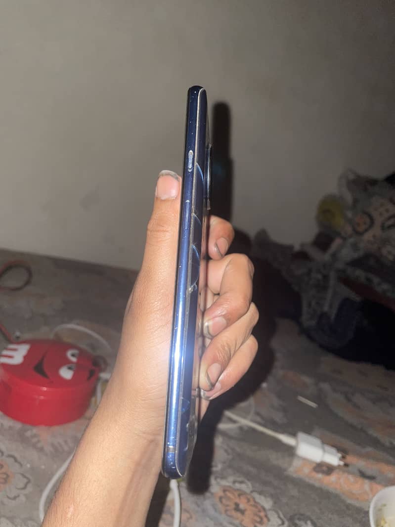 One Plus 7t 4