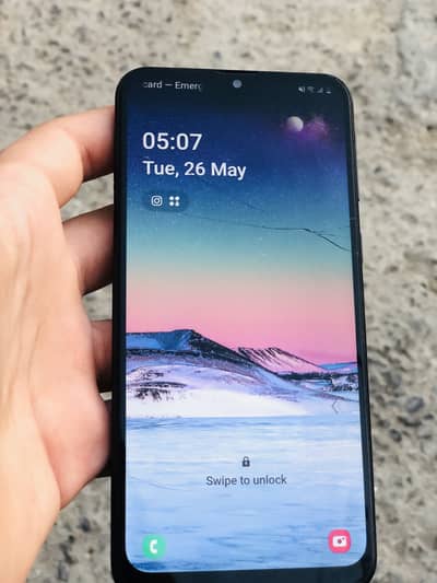 Samsung Mobile M20