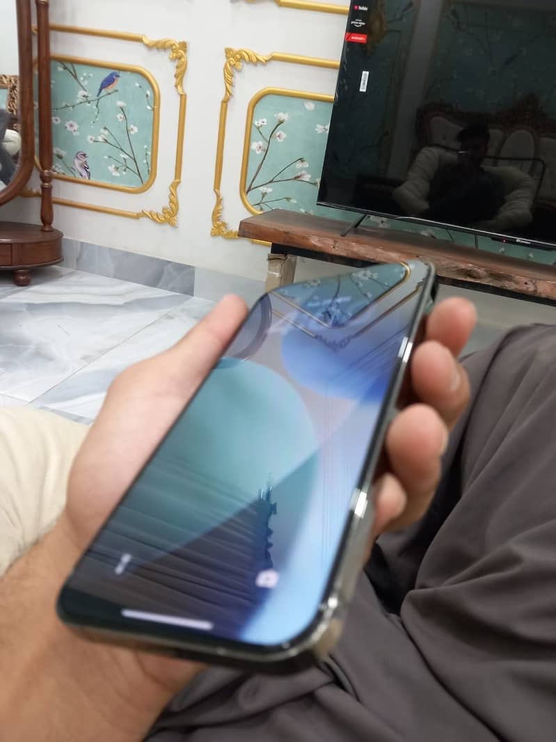 Iphone 12 pro max 3