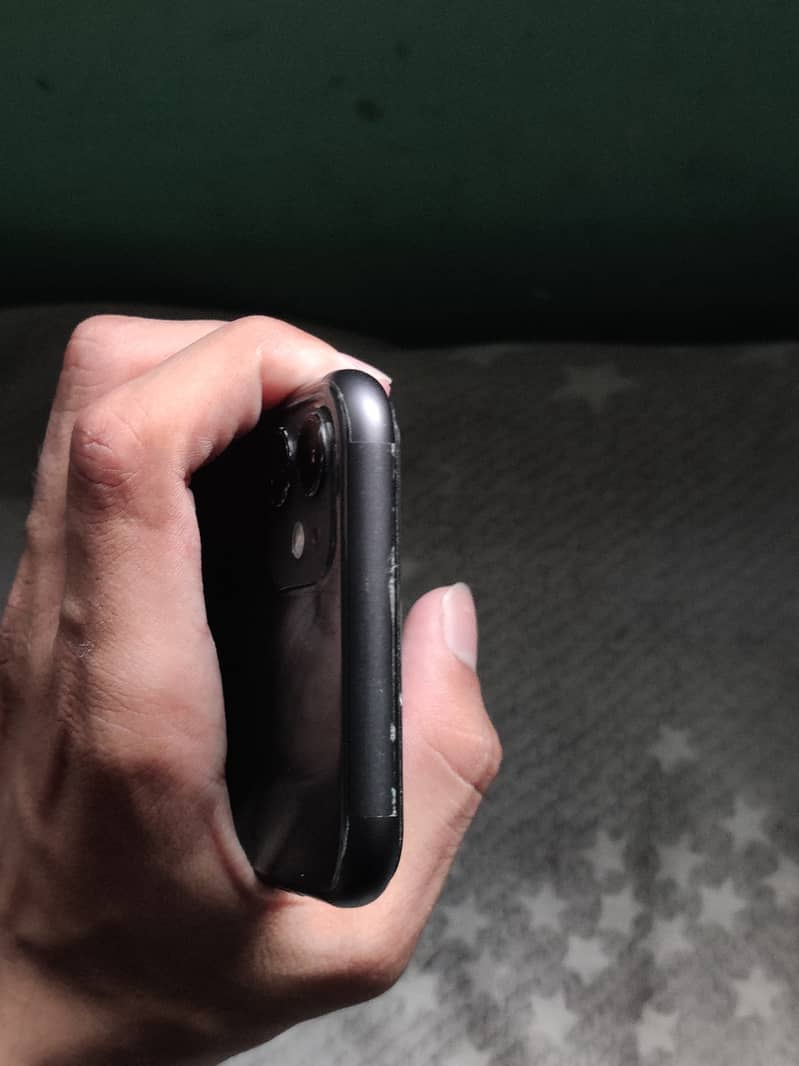 Apple iPhone 11 5