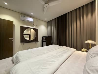 1 bedroom Luxury Service Apartment on daily and weekly basis