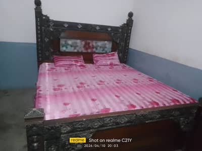 Complete 4-Piece Wooden Bedroom Set for Sale – Rs. 75,000