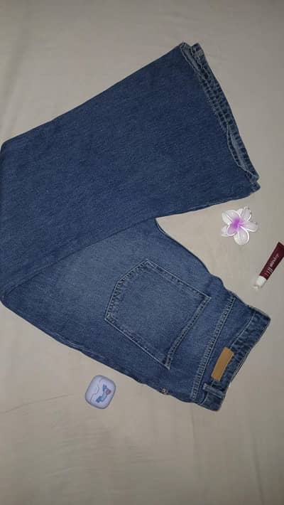 New without tags - love the jeans, I accidently bought the wrong size