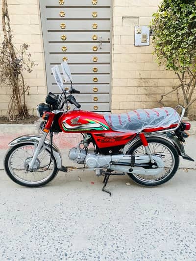 Honda CD70 2022Model total genuine 12000km use  best for2023 2024
