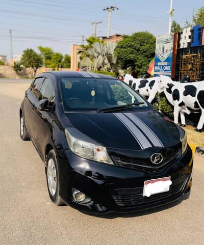 Toyota Vitz 2016