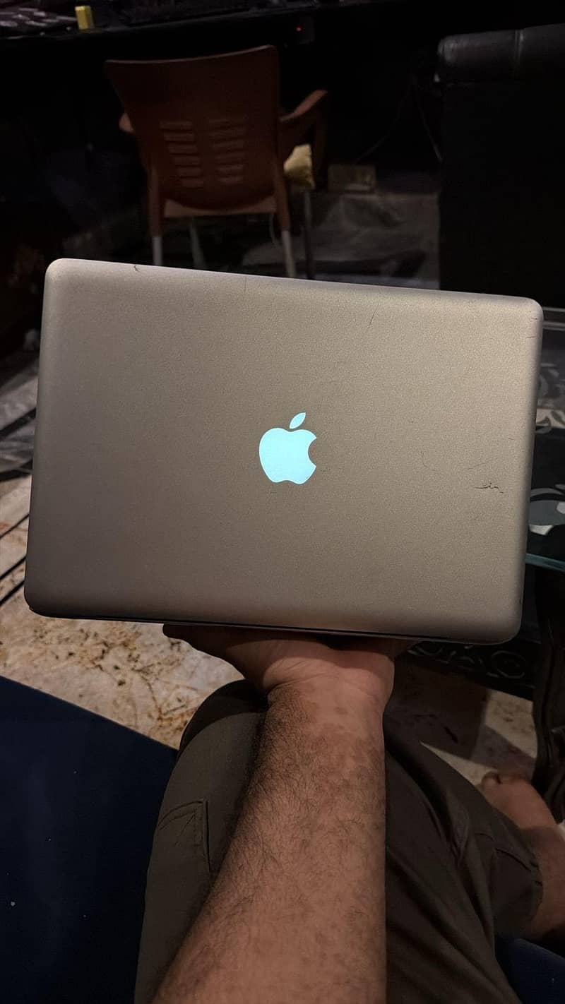 MacBook Pro 2012 0