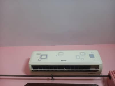 Orient AC non inverter