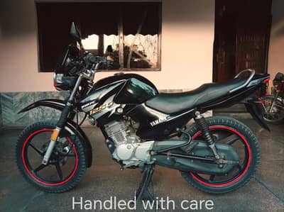 Yamaha 2018 YBR 125G (Black) Japanese import all genuine parts.