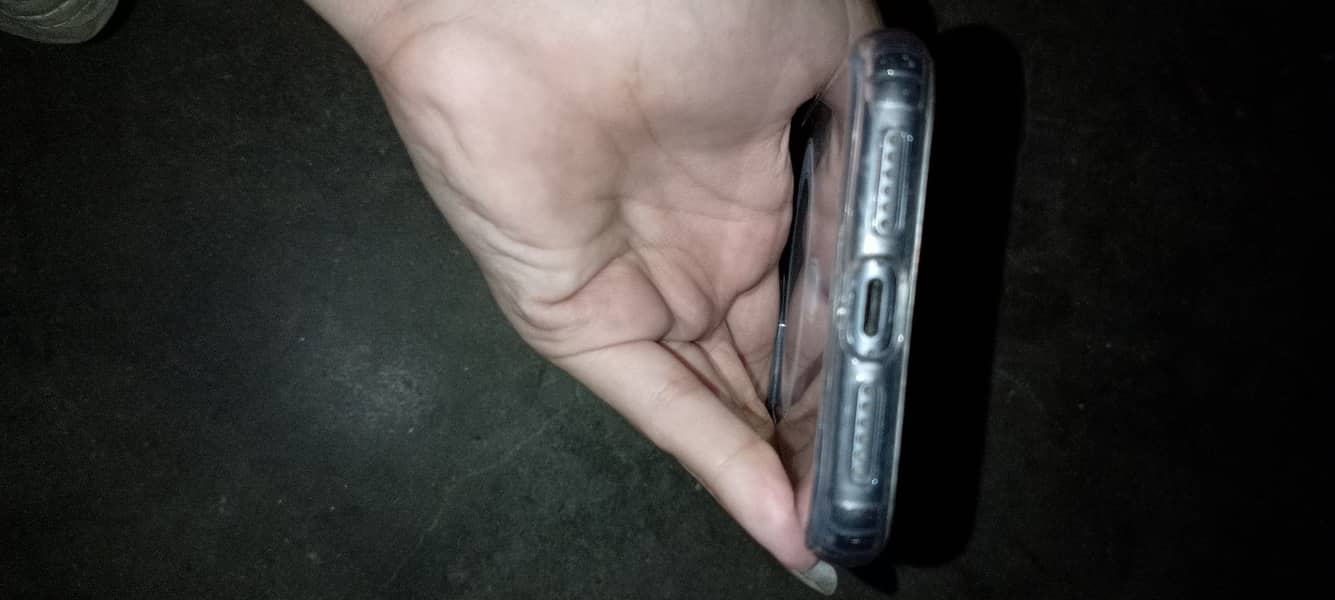 iPhone 11 1