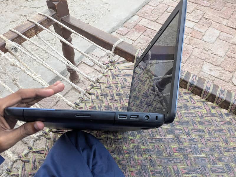 HP 2000 Notebook PC 4