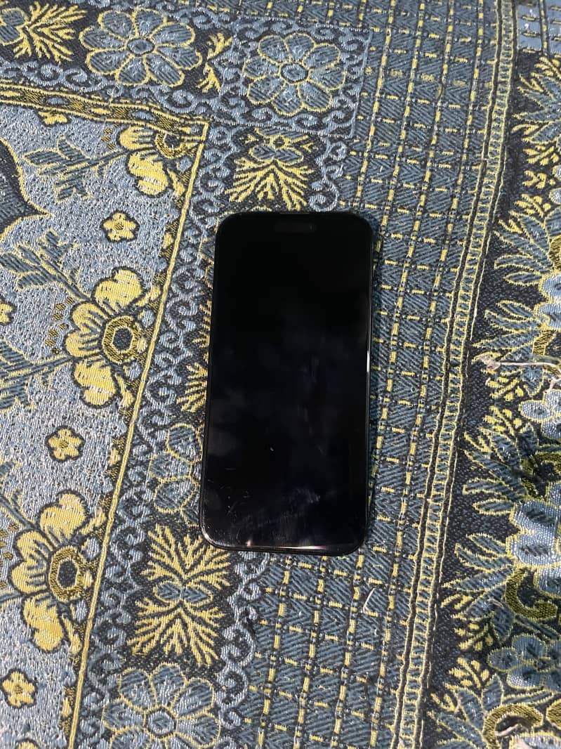 IPHONE 16 PRO 3