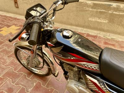 HONDA CG125 (2024) zero meter bike in outstanding condition