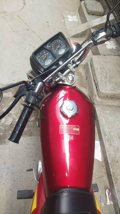 Honda 125 for sale  03156676156