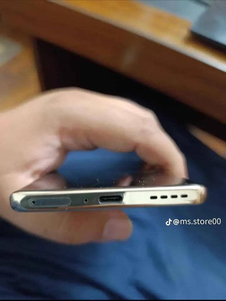 Infinix Note 40 Pro Plus 3