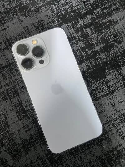 Apple iPhone 13 Pro