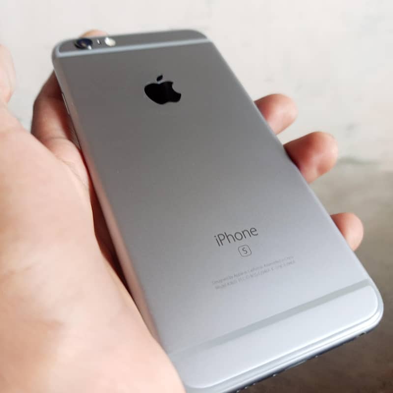 Apple iPhone 6S 5