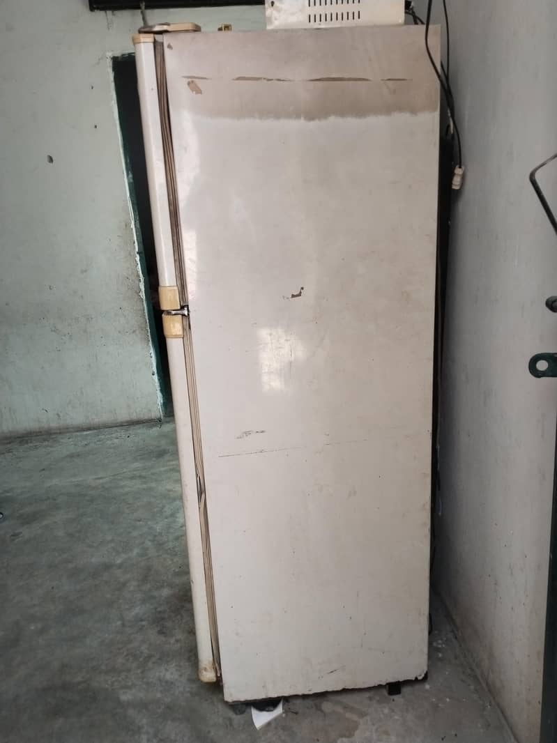 برائے فروخت 3
