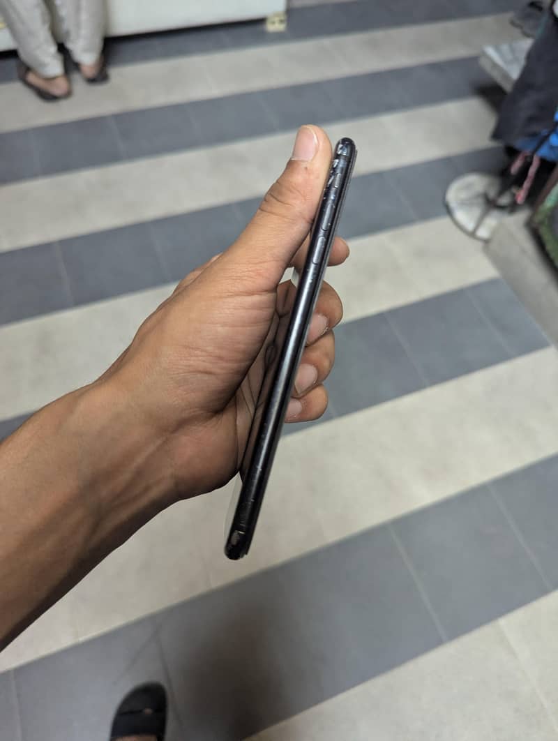 Apple iPhone 7 Plus 4