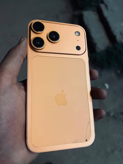 IPhone Xr 17 pro max canverted
