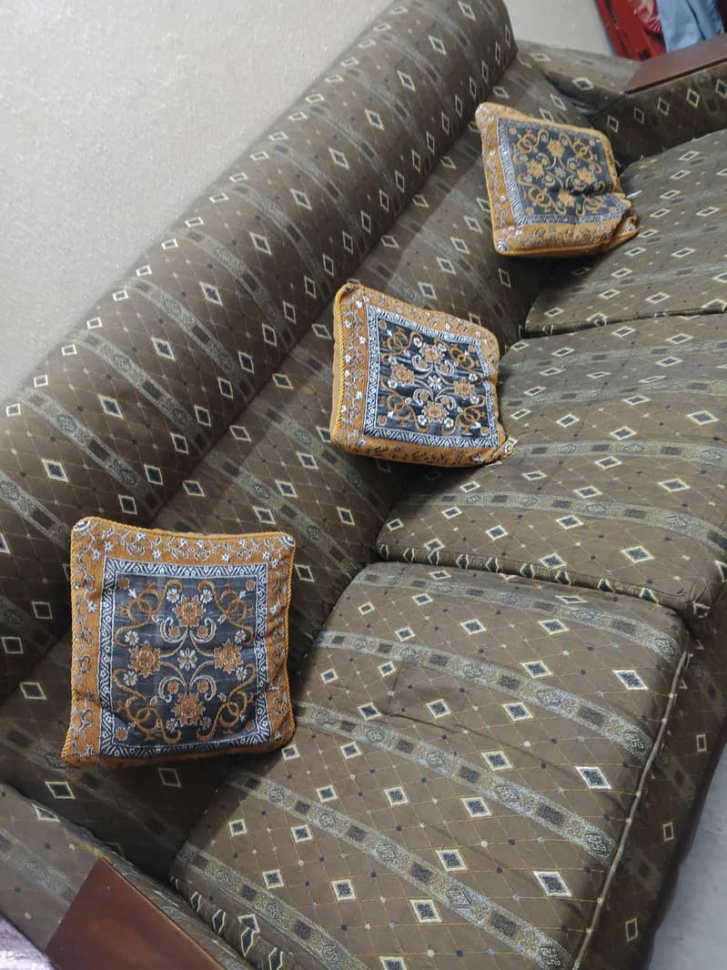 Sofa and table 4