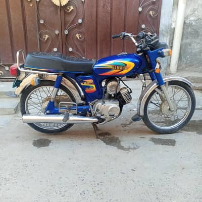 original 2011 model ybr