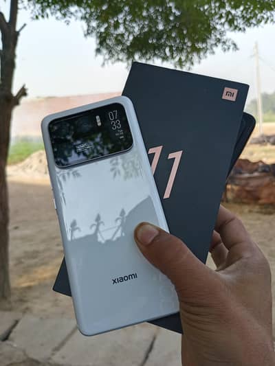 Mi 11ultra 5G most demanding phone primuam wight colour 120X zoom